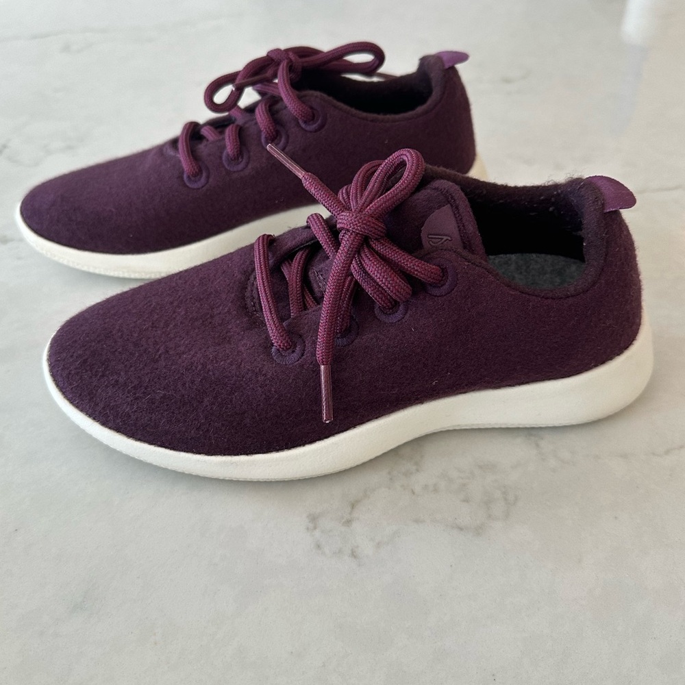 Allbirds Wool Runners women’s  Purple Sneakers